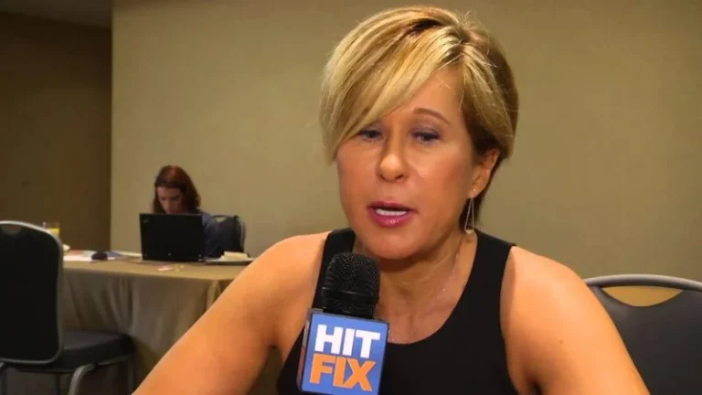 What is Yeardley Smith Net Worth, Age, Height & Weight