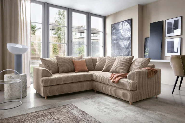 The Ultimate Guide to Choosing the Perfect Corner Sofa: Comfort, Style, and Functionality